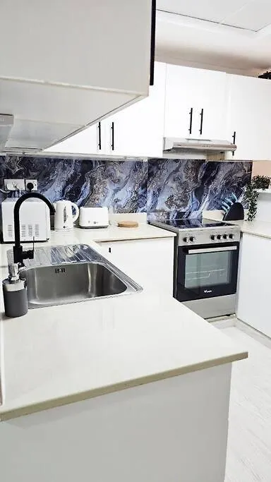 Luxury Yakout Studio Apartment Ras al-Khaimah 0*,
